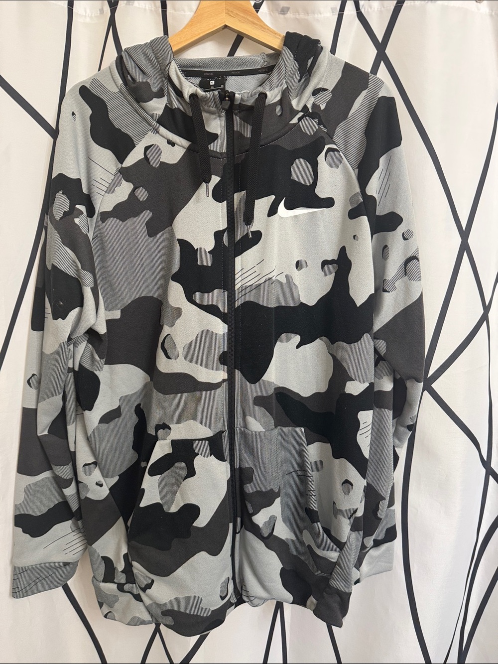 Nike Men’s Black & Gray Camouflage Full-Zip Hoodie